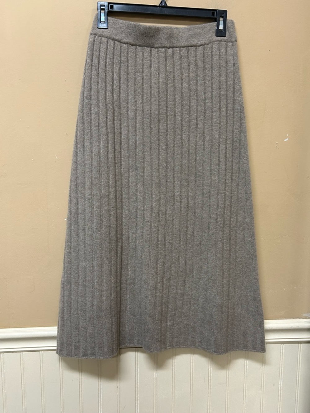 Gentle Herd 100% Cashmere Skirt  Light Brown Size L NWT Quiet Luxury